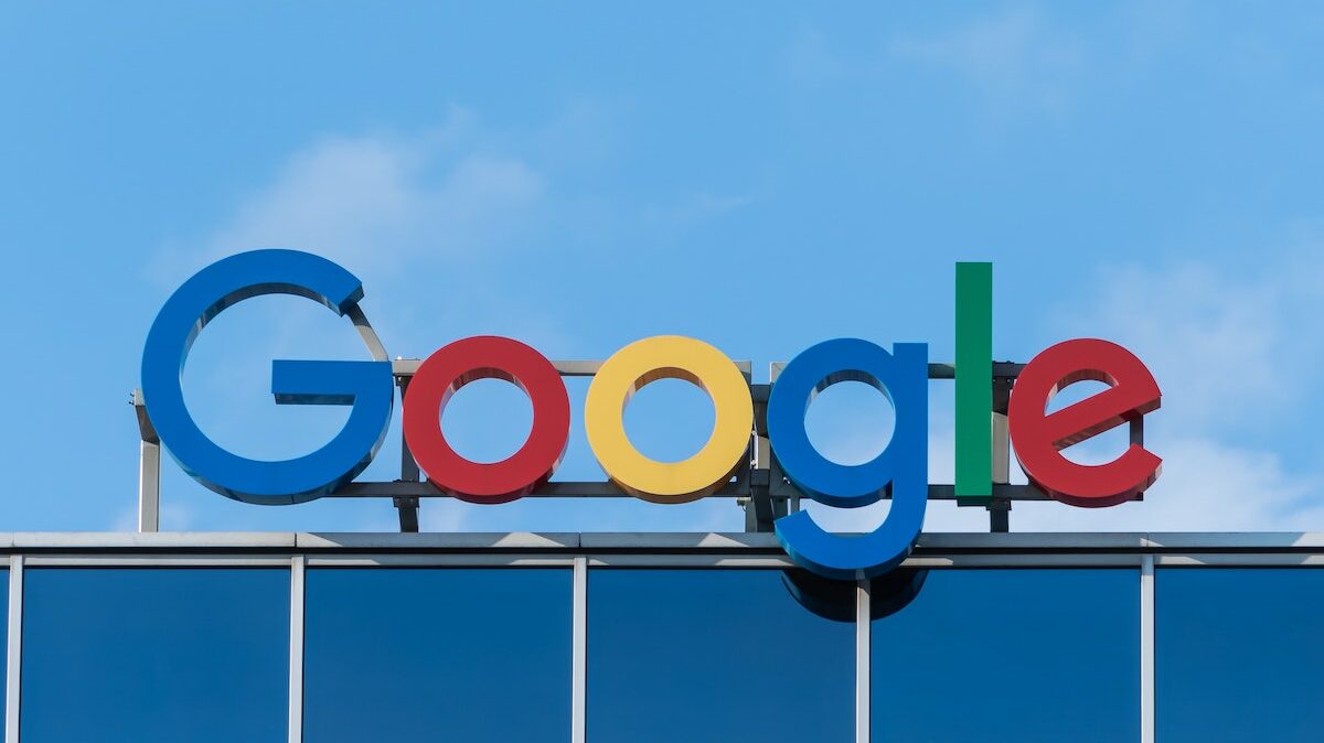 Google broadcasts AI options in Gmail, Docs