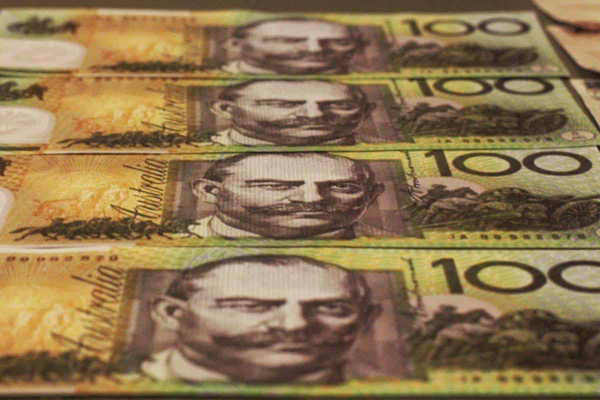 Weak ​​Australian dollar fuels inflation fear thumbnail