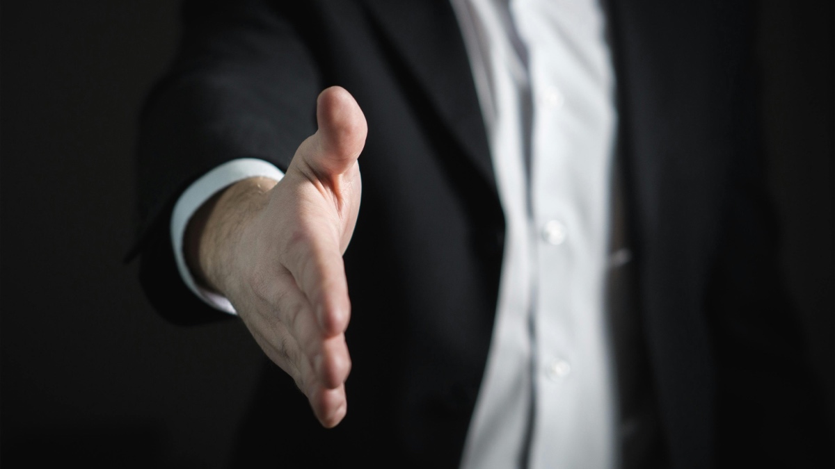 Tired of hesitation? 5 handshake-worthy sales tactics